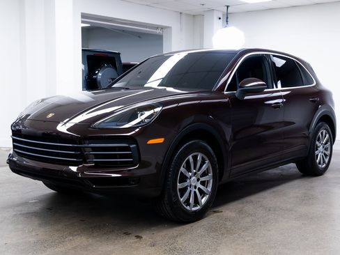 Used 2019 Porsche Cayenne image 3