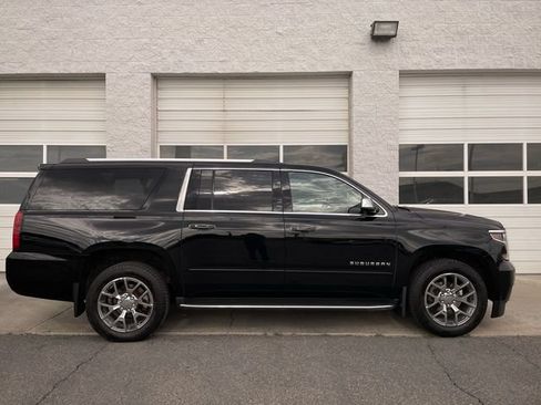 Used 2017 Chevrolet Suburban Premier AWD/4WD image 1