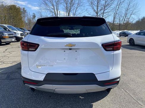 Used 2025 Chevrolet Blazer LT AWD/4WD image 33