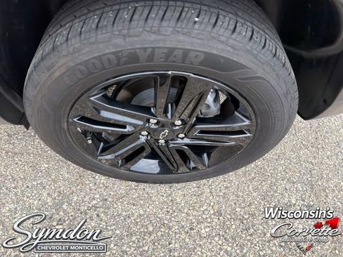 Used 2025 Chevrolet Trax ACTIV w/ Driver Confidence Package FWD image 21