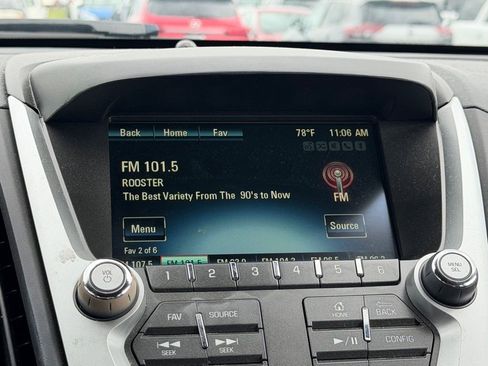 Used 2017 Chevrolet Equinox Premier w/ Enhanced Convenience Package FWD image 19