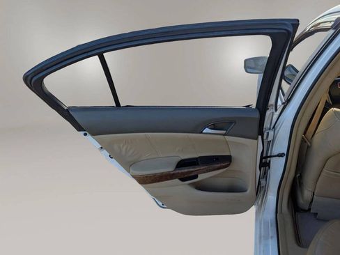 Used 2008 Honda Accord EX-L image 24