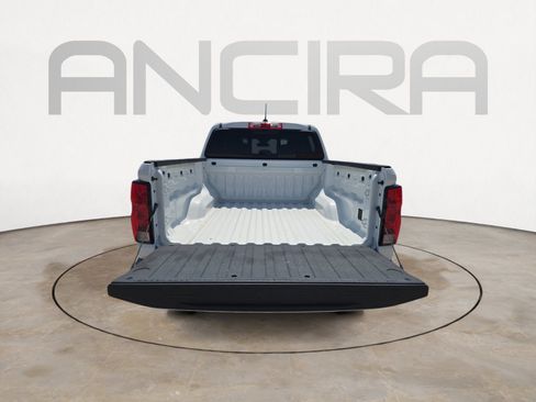 Used 2023 Chevrolet Colorado W/T w/ WT Convenience Package RWD image 12