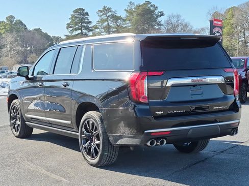 Used 2023 GMC Yukon XL Denali image 6