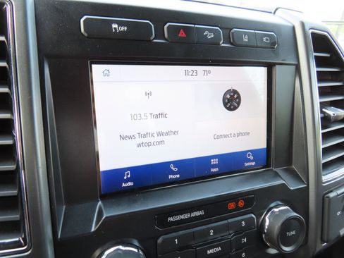 Used 2022 Ford F250 XLT w/ XLT Premium Package AWD/4WD image 27