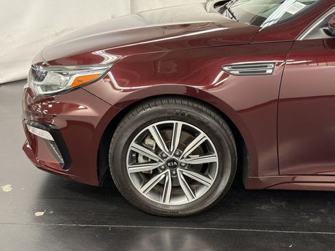 Used 2020 Kia Optima Premium FWD image 11