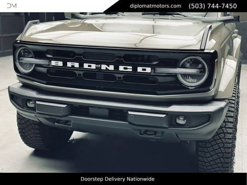 Used 2025 Ford Bronco Outer Banks AWD/4WD image 14