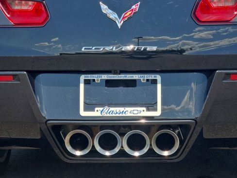 Used 2017 Chevrolet Corvette Stingray Convertible w/ 3LT Preferred Equipment Group RWD image 16