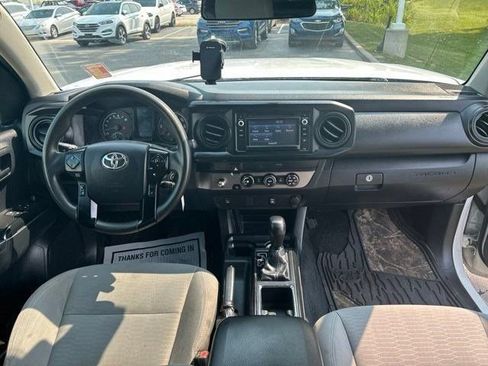 Used 2019 Toyota Tacoma SR RWD image 33