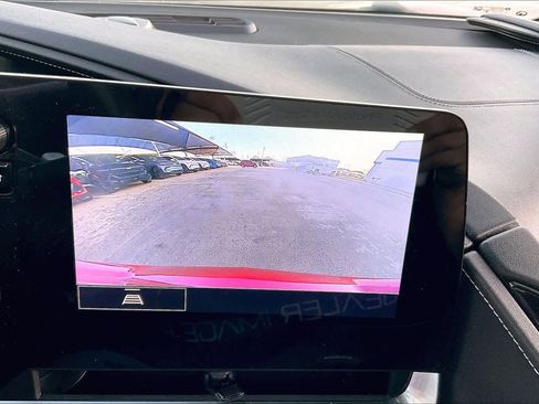 Used 2022 Chevrolet Corvette Stingray Coupe w/ Z51 Performance Package image 23