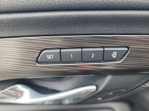 Certified 2024 GMC Terrain SLT AWD/4WD image 14