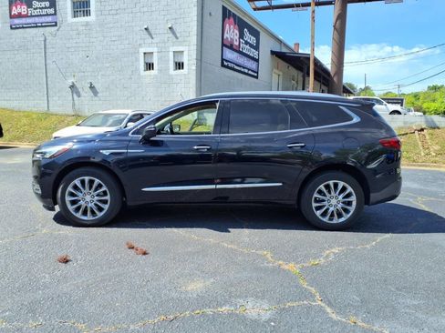 Used 2020 Buick Enclave Premium w/ Sun and Sites Package image 6