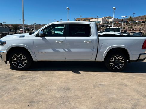 Used 2025 RAM 1500 Laramie image 2