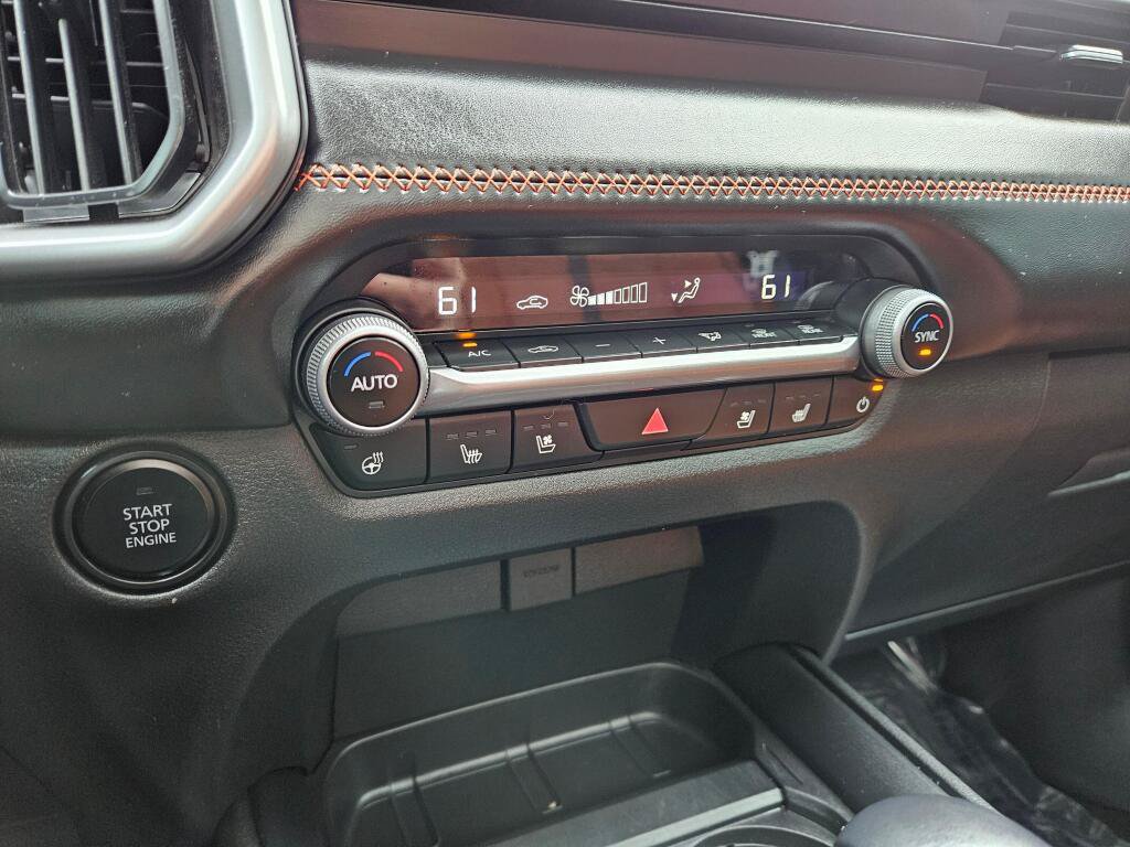 Certified 2025 MAZDA CX-50 AWD 2.5 Turbo w/ Premium Pkg image 24