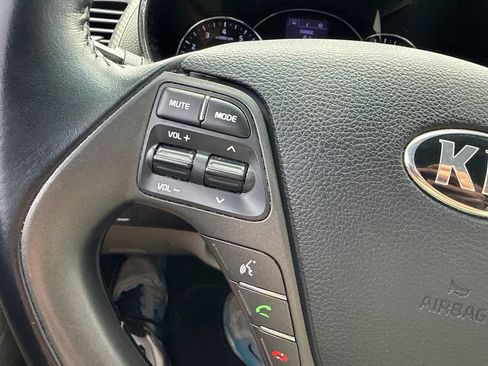 Used 2014 Kia Forte EX FWD image 18