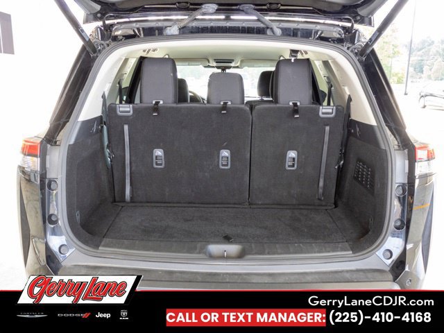 Used 2025 Nissan Pathfinder SV FWD image 6