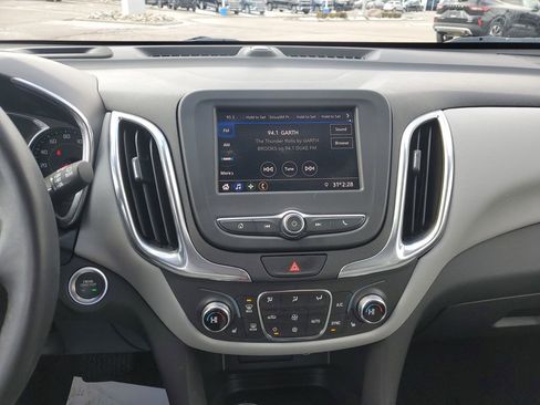 Used 2020 Chevrolet Equinox LT image 28