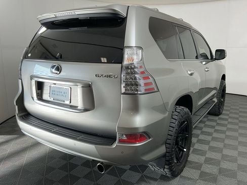 Used 2022 Lexus GX 460 Premium image 5