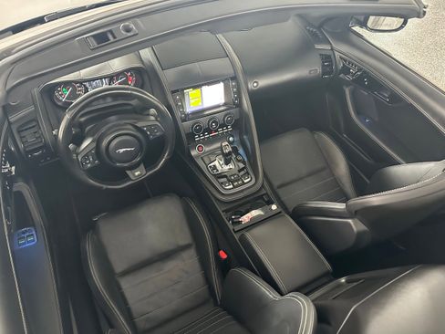 Used 2018 Jaguar F-TYPE R image 20