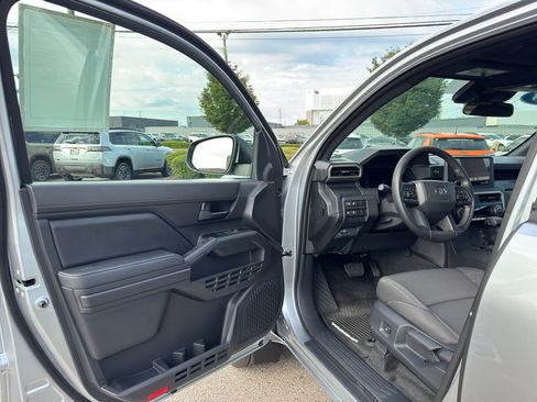 Used 2024 Toyota Tacoma SR w/ Towing Package RWD image 23