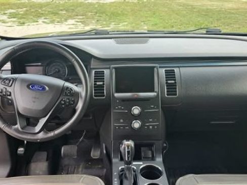 Used 2016 Ford Flex SEL w/ Equipment Group 202A AWD/4WD image 12