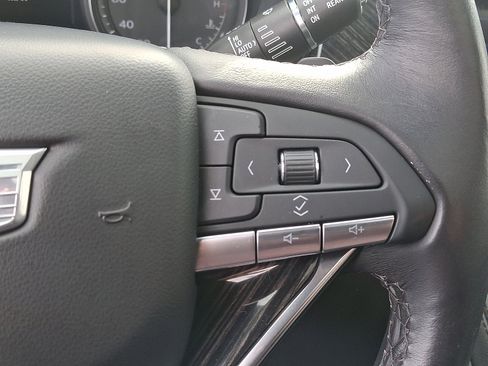 Certified 2022 Cadillac XT6 Premium Luxury w/ Technology Package image 22