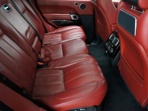 Used 2014 Land Rover Range Rover Autobiography image 38