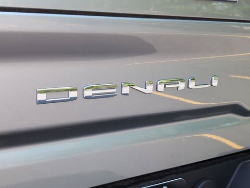 New 2026 GMC Sierra 2500 Denali w/ Denali Reserve Package AWD/4WD image 5