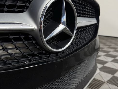 Used 2018 Mercedes-Benz CLA 250 4MATIC w/ Premium Package image 33