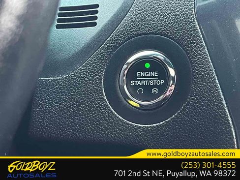 Used 2017 Ford Explorer Limited w/ Equipment Group 301A AWD/4WD image 46