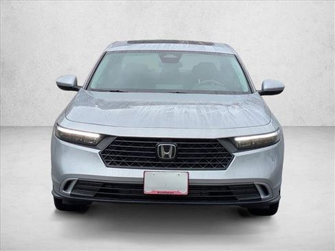 Used 2023 Honda Accord EX image 2