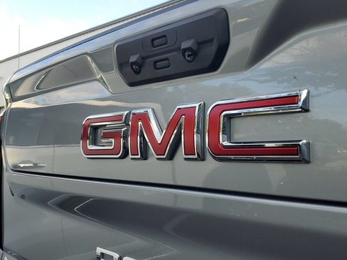Used 2024 GMC Sierra 3500 Denali w/ Denali Reserve Package AWD/4WD image 6