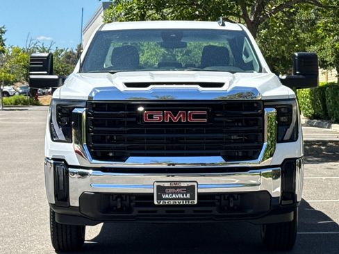 New 2026 GMC Sierra 2500 Pro AWD/4WD image 10