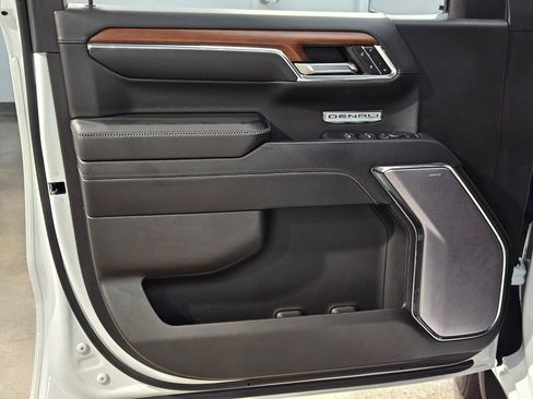 Used 2023 GMC Sierra 1500 Denali w/ Denali Reserve Package image 20