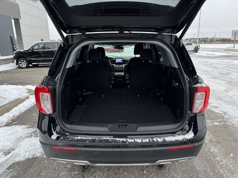 Certified 2023 Ford Explorer XLT w/ Equipment Group 202A image 40