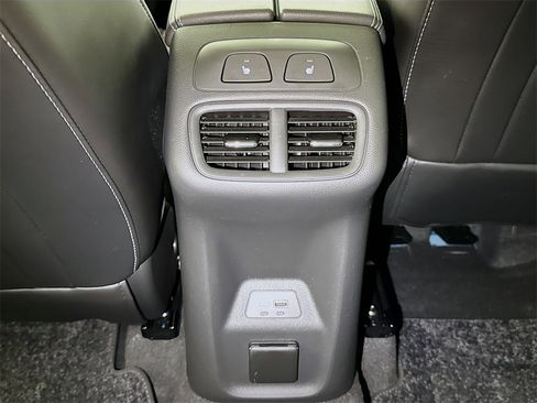 Certified 2024 Buick Envision Avenir image 25