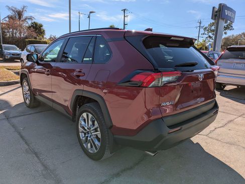 Used 2025 Toyota RAV4 XLE Premium image 6