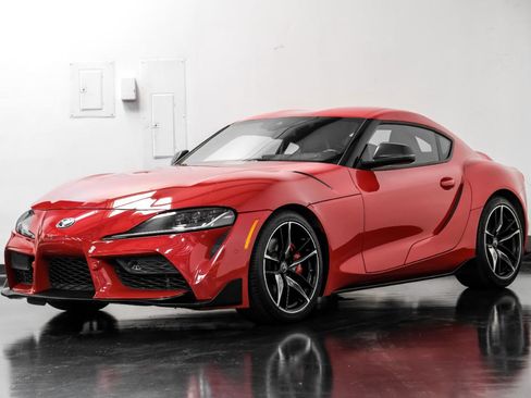 Used 2021 Toyota Supra Premium w/ Driver Assist Package RWD image 6