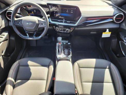 New 2026 Chevrolet Trax RS w/ Sunroof Package image 10