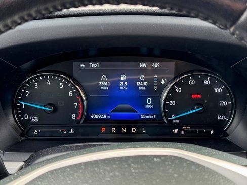 Used 2022 Ford Explorer XLT w/ Equipment Group 202A AWD/4WD image 26