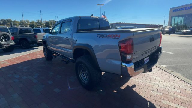 Used 2019 Toyota Tacoma TRD Off-Road AWD/4WD image 8