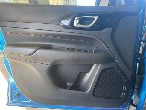 Used 2025 Jeep Compass Trailhawk image 18