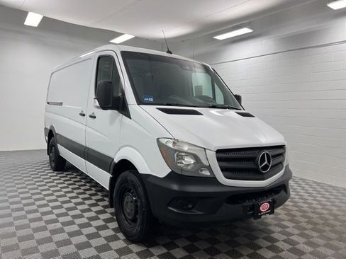 Used 2017 Mercedes-Benz Sprinter 2500 image 1