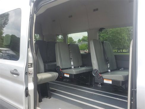 Used 2020 Ford Transit 350 XL image 20