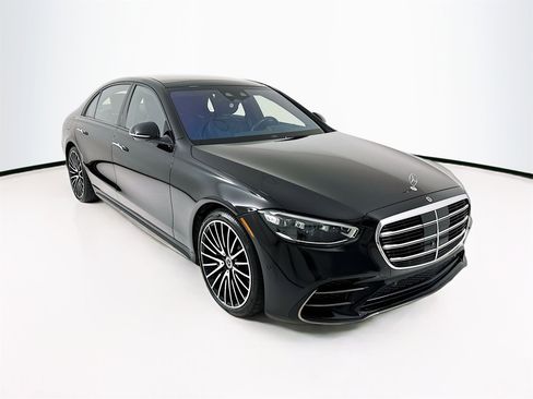 Used 2023 Mercedes-Benz S 580 4MATIC Sedan image 1