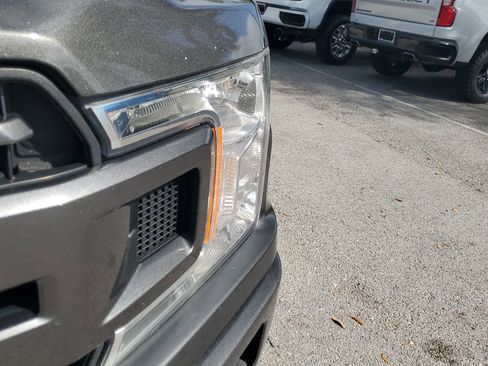 Used 2018 Ford F150 XLT w/ Equipment Group 302A Luxury image 3