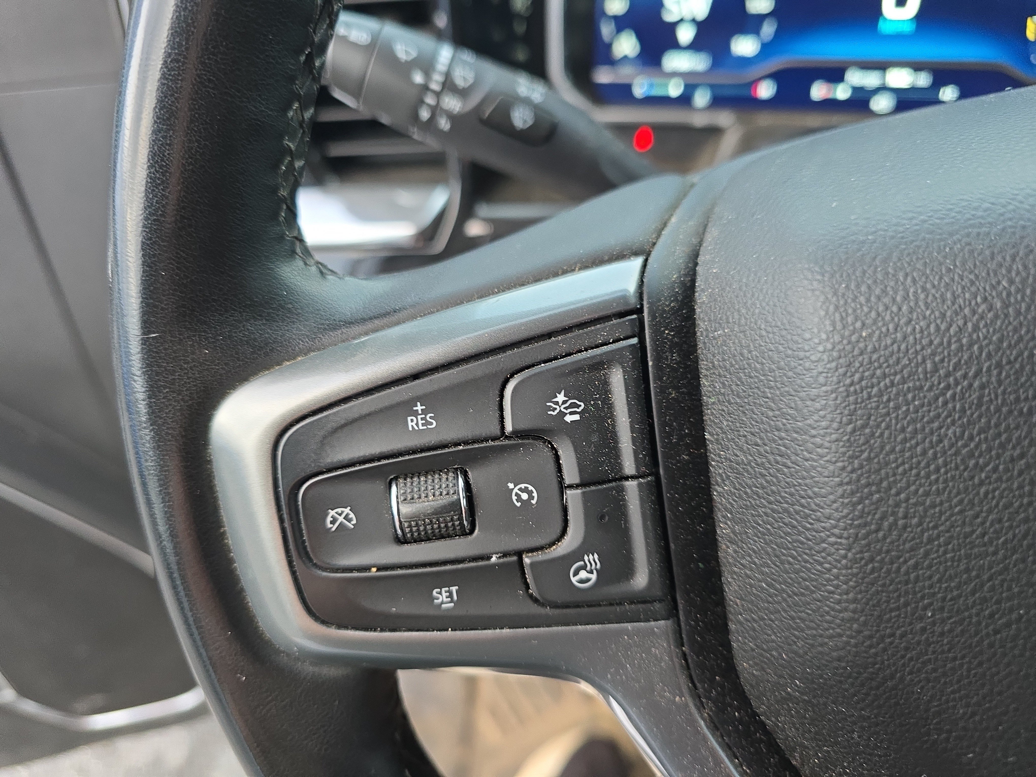 Used 2024 Chevrolet Silverado 2500 LT w/ All Star Edition AWD/4WD image 27