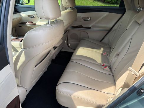 Used 2012 Toyota Venza Limited FWD image 10