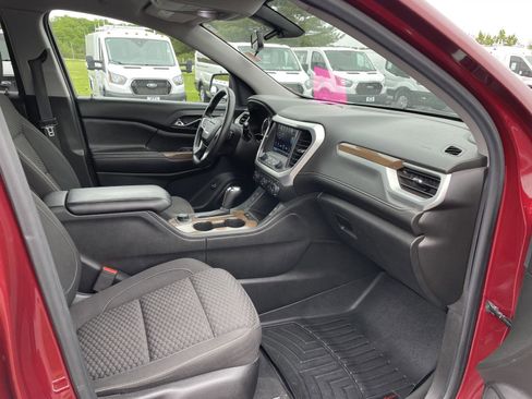 Used 2017 GMC Acadia SLE FWD image 29