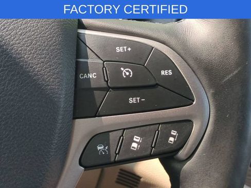 Certified 2020 Jeep Grand Cherokee Limited w/ Premium Lighting Group AWD/4WD image 21